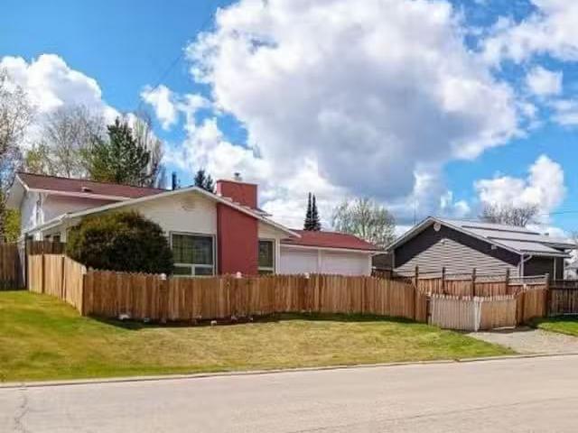 House for sale in Mackenzie, Regional District of Fraser-Fort George