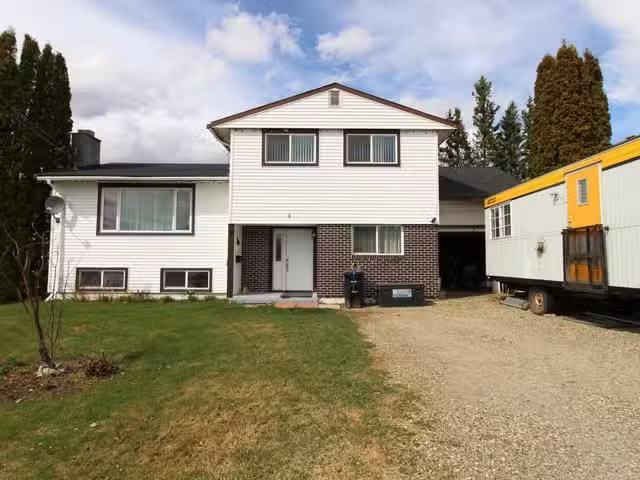 House for sale in Mackenzie, British Columbia