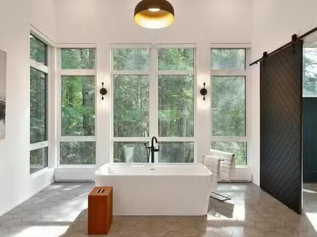 House for sale in Madeira Park, British Columbia