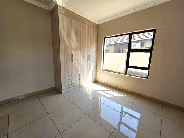 House for sale in Hartbeespoort Dam Nature Reserve