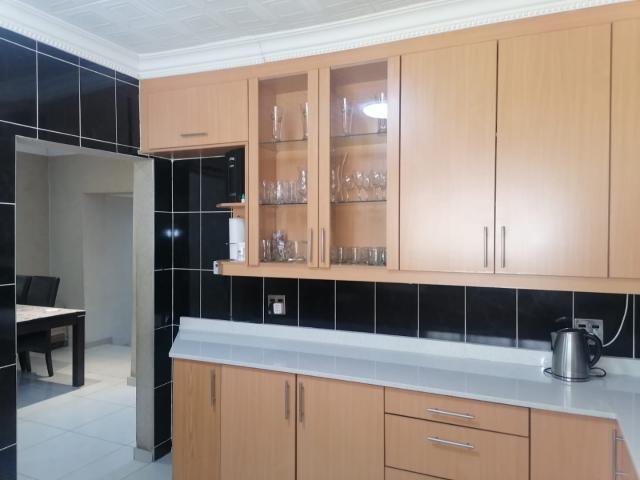 House for sale in Johannesburg, Mondeor
