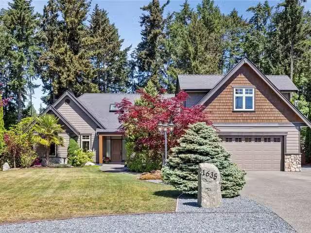 House for sale in Nanoose Bay, British Columbia