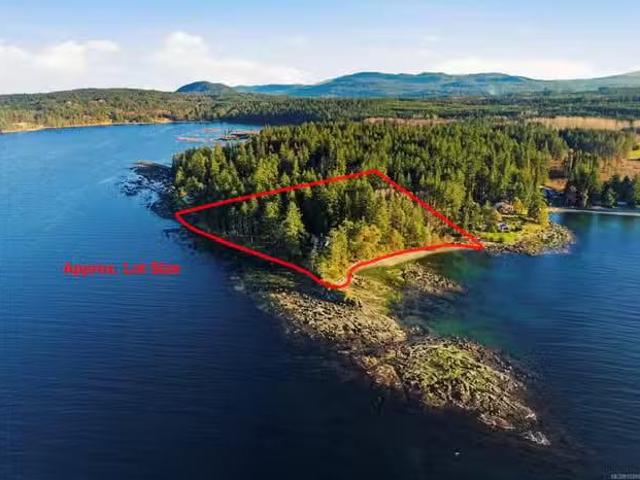 House for sale in Nanoose Bay, British Columbia