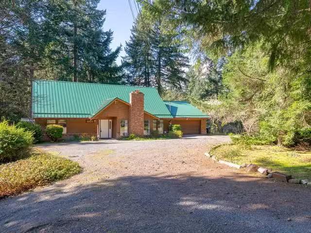 House for sale in Nanoose Bay, British Columbia