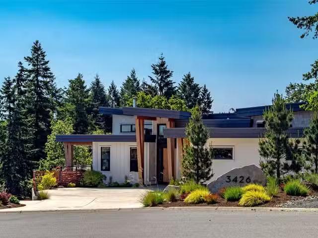 House for sale in Nanoose Bay, British Columbia