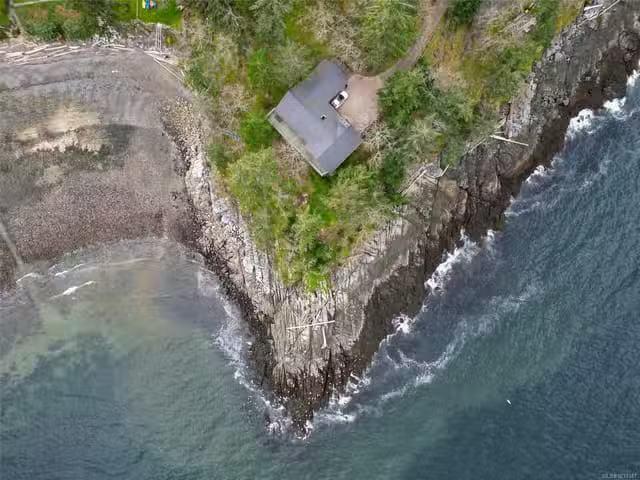 House for sale in Nanoose Bay, British Columbia