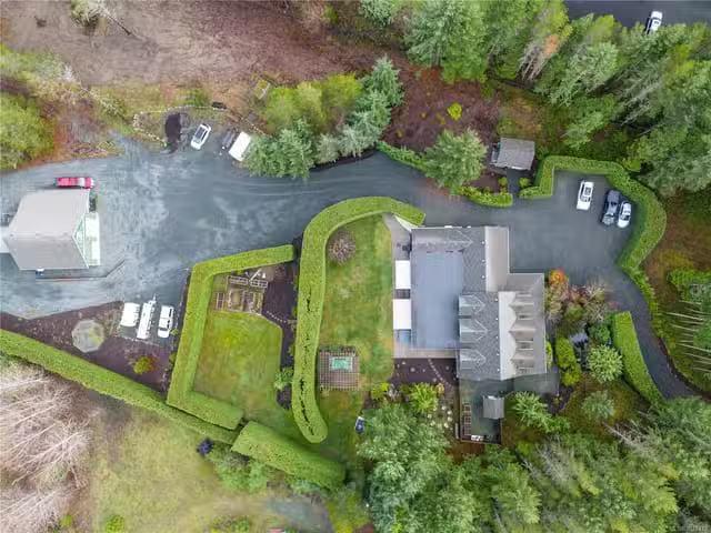 House for sale in Nanoose Bay, British Columbia