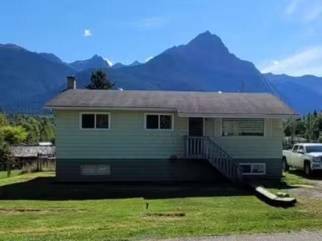 House for sale in New Hazelton, British Columbia