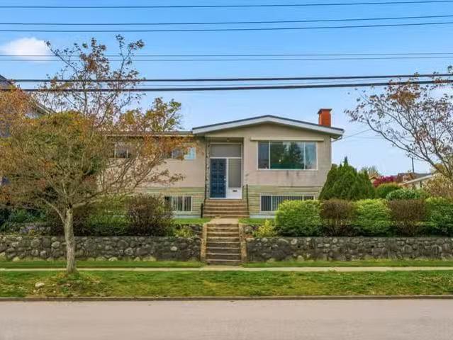 House for sale in New Westminster, British Columbia