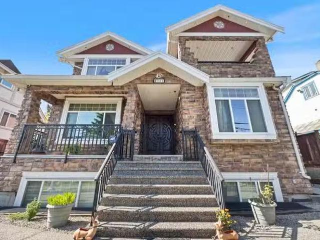 House for sale in New Westminster, British Columbia