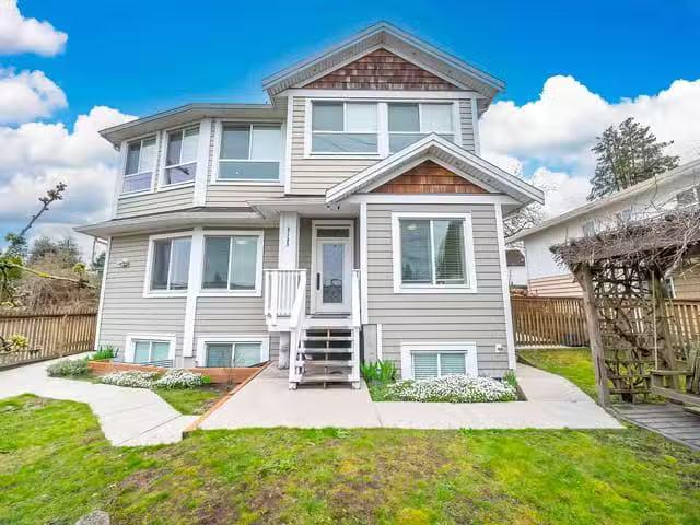 House for sale in New Westminster, British Columbia