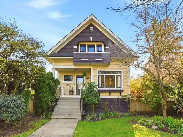 House for sale in New Westminster, British Columbia