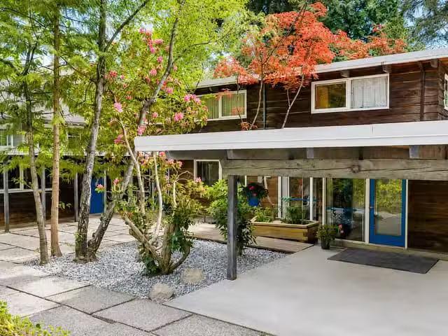 House for sale in North Vancouver, British Columbia