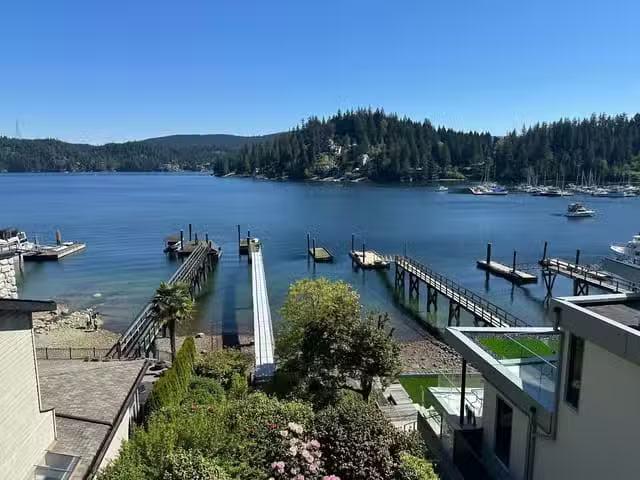 House for sale in North Vancouver, British Columbia