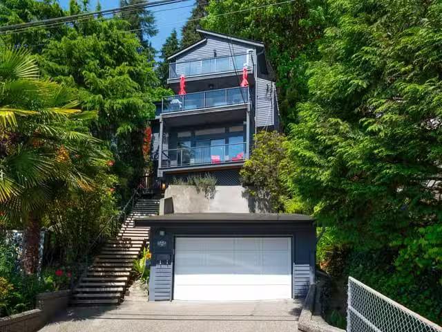 House for sale in North Vancouver, British Columbia