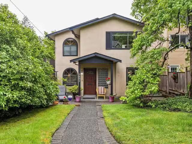 House for sale in North Vancouver, British Columbia