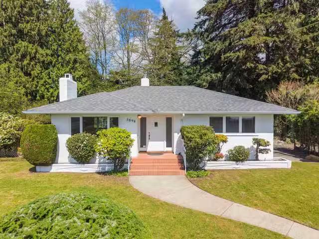 House for sale in North Vancouver, British Columbia