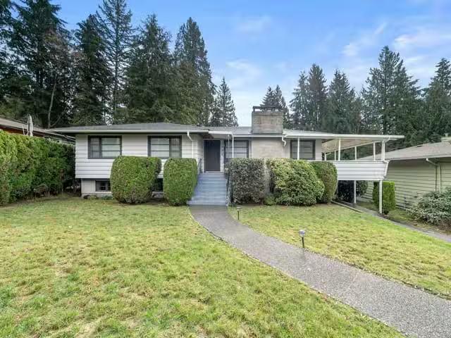 House for sale in North Vancouver, British Columbia