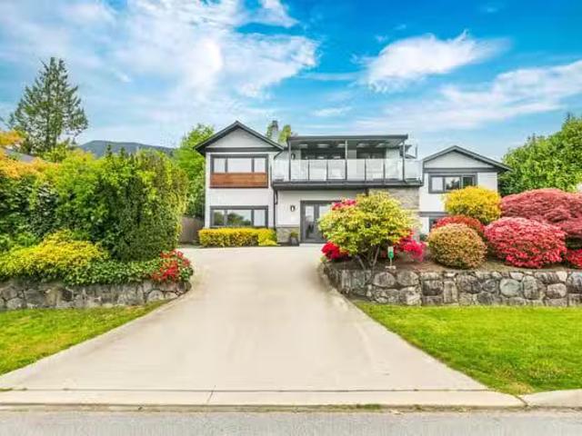 House for sale in North Vancouver, Metro Vancouver Regional District