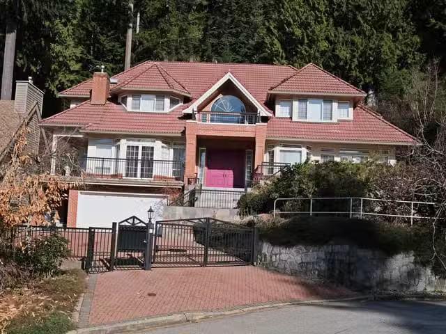 House for sale in North Vancouver, Metro Vancouver Regional District