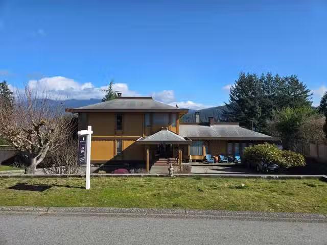 House for sale in North Vancouver, Metro Vancouver Regional District