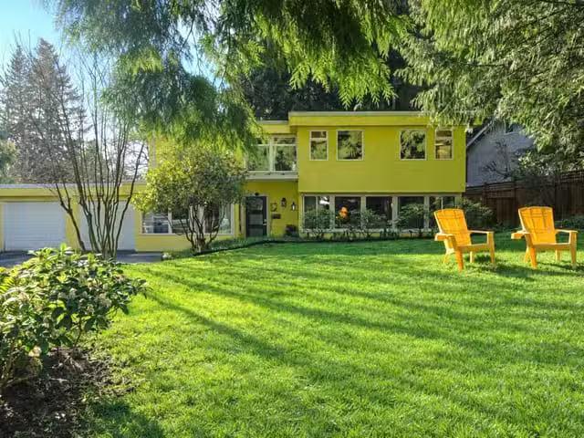 House for sale in North Vancouver, British Columbia