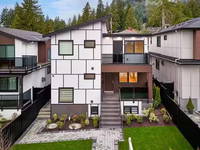 House for sale in North Vancouver, British Columbia