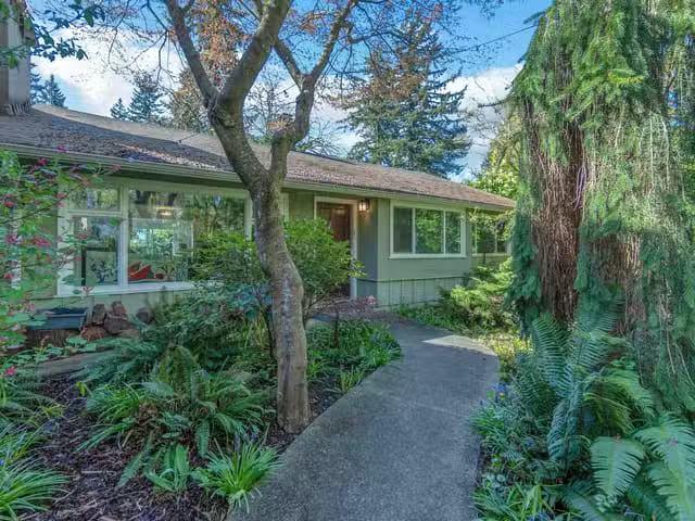 House for sale in North Vancouver, British Columbia