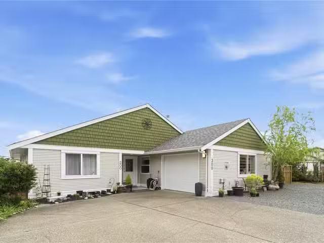 House for sale in Parksville, British Columbia