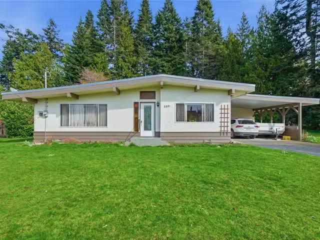 House for sale in Parksville, British Columbia