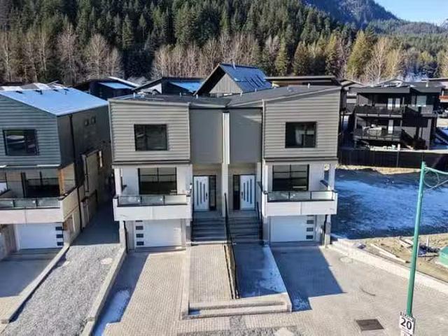 House for sale in Pemberton, British Columbia