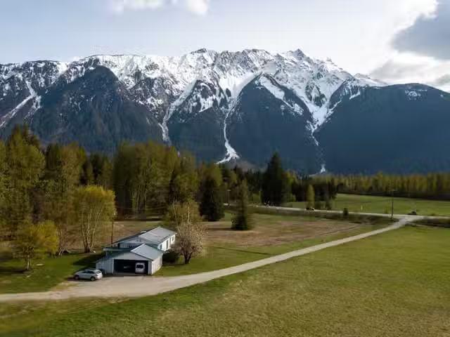 House for sale in Pemberton, British Columbia