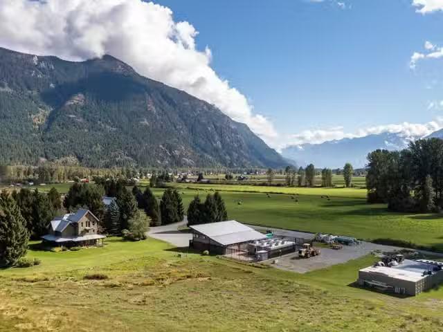 House for sale in Pemberton, British Columbia