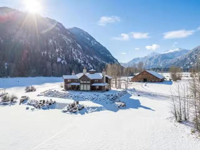 House for sale in Pemberton, British Columbia