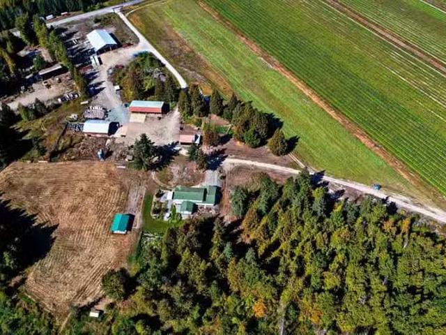 House for sale in Pemberton, British Columbia