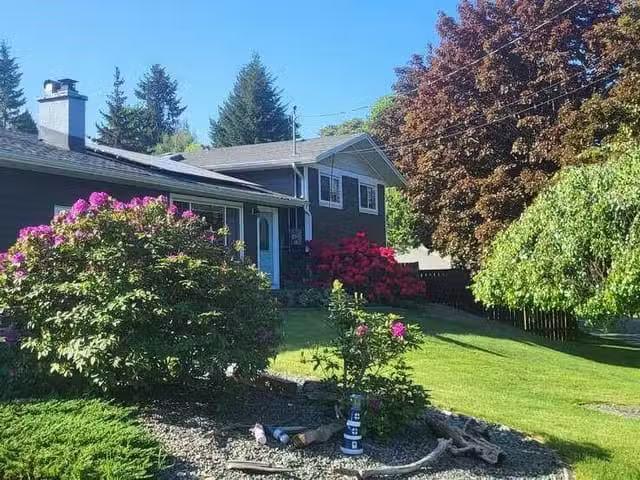 House for sale in Clayoquot, British Columbia