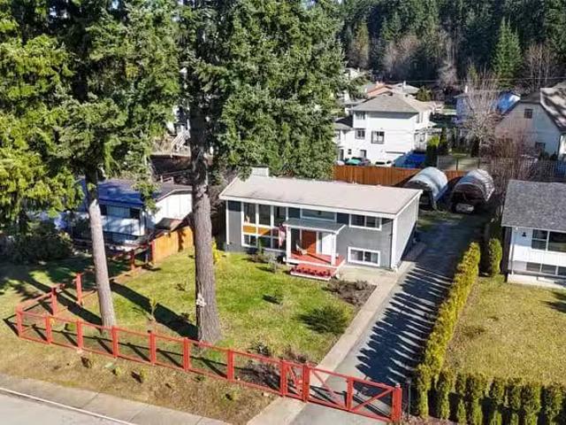 House for sale in Clayoquot, British Columbia