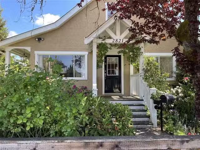 House for sale in Clayoquot, British Columbia
