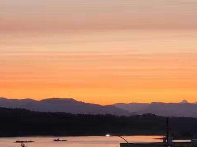 House for sale in Clayoquot, British Columbia