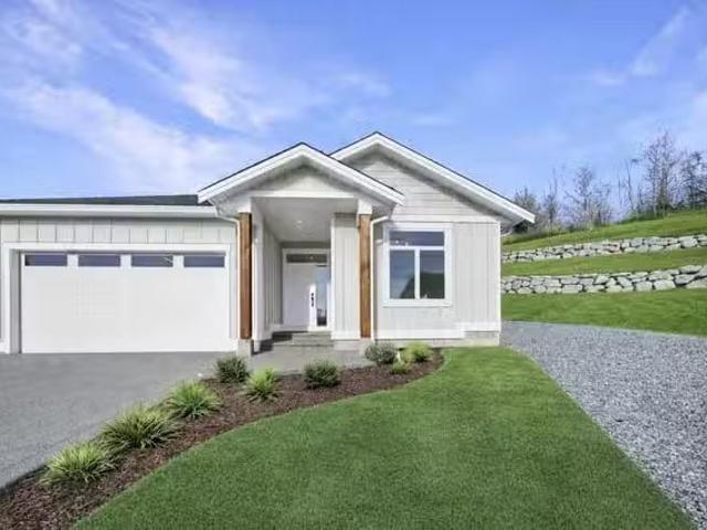 House for sale in Clayoquot, British Columbia