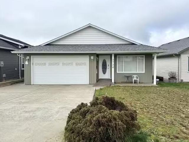 House for sale in Clayoquot, British Columbia
