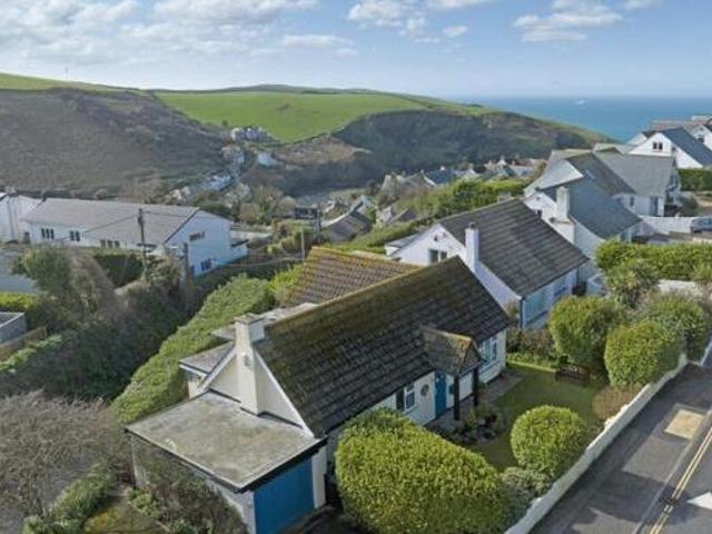 House for sale in Port Gaverne