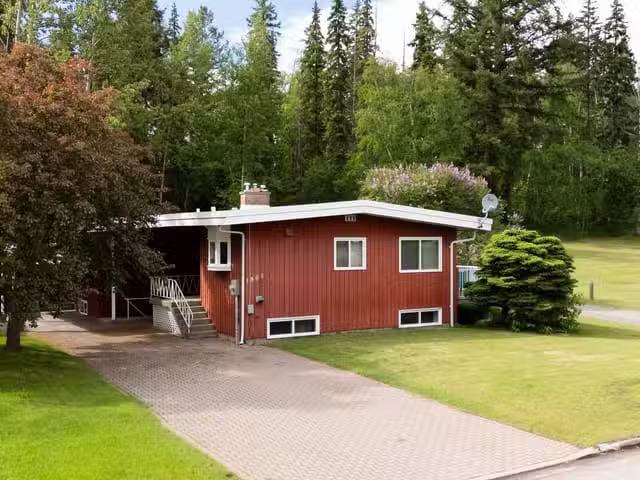 House for sale in Ontario