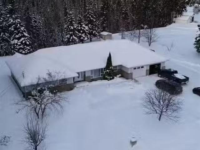House for sale in Valleyview, Alberta