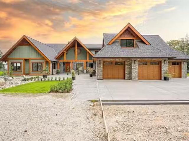 House for sale in Qualicum Beach, British Columbia