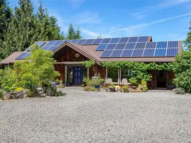 House for sale in Qualicum Beach, British Columbia