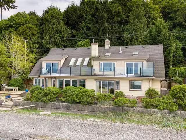 House for sale in Qualicum Beach, British Columbia