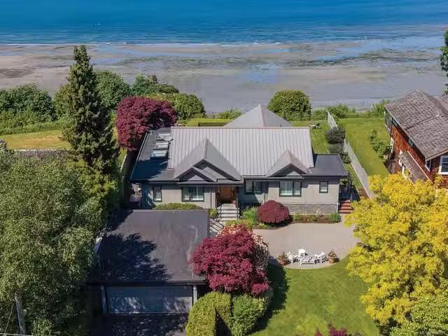 House for sale in Qualicum Beach, British Columbia