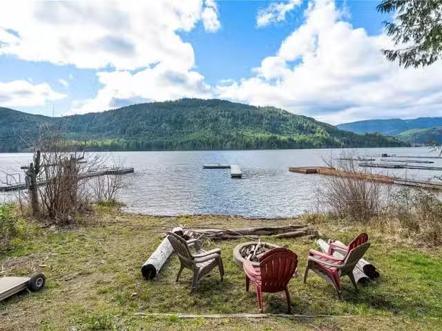 House for sale in Qualicum Beach, British Columbia
