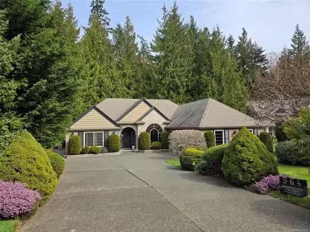 House for sale in Qualicum Beach, British Columbia